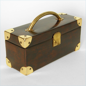 Low, burnished leather trunk bag